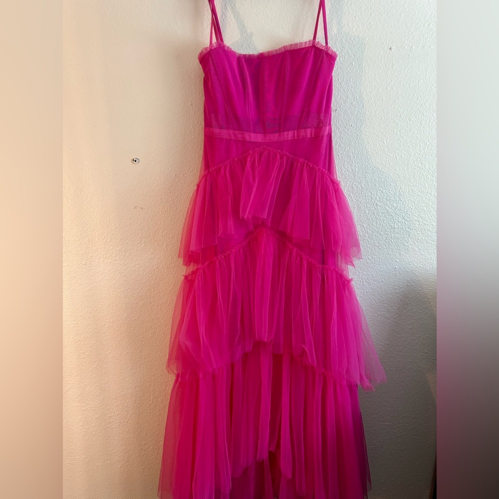 Illusion tiered ruffled tulle square neck mesh sleeveless gown. Women’s dress